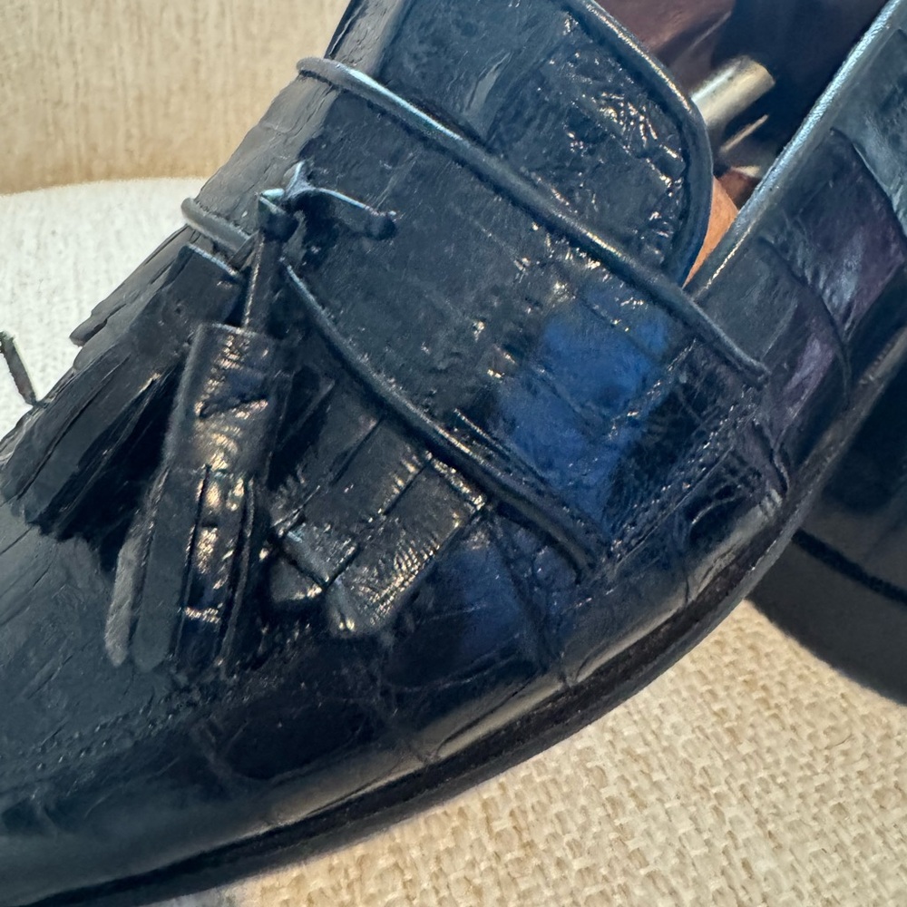 Elegant Black Genuine Crocodile Loafers - Picture 6 of 6